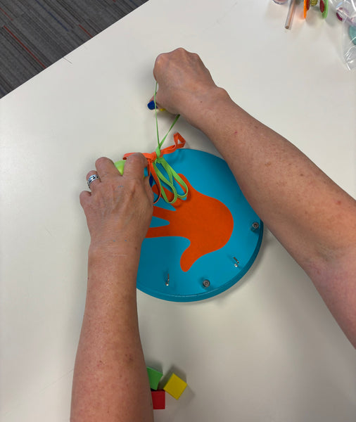 Stretch Board with Bonus Knob & Tool