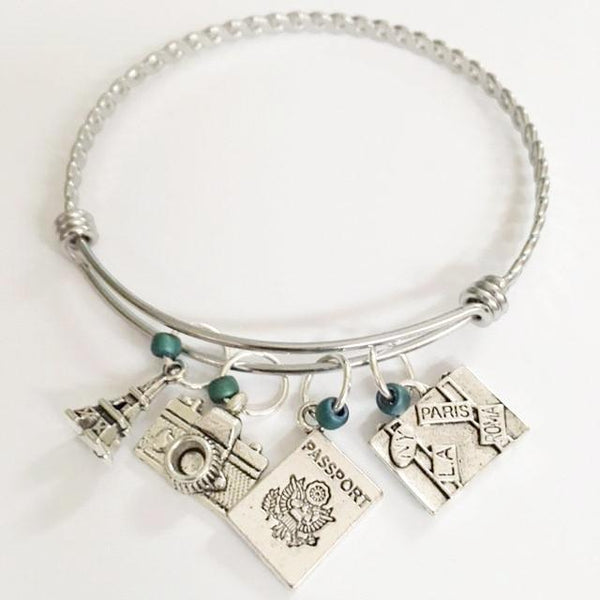 Charm bracelet;traveler theme/"Gomez" see the world