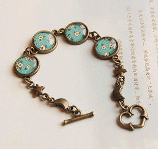Nostalgia/vintage style bracelets